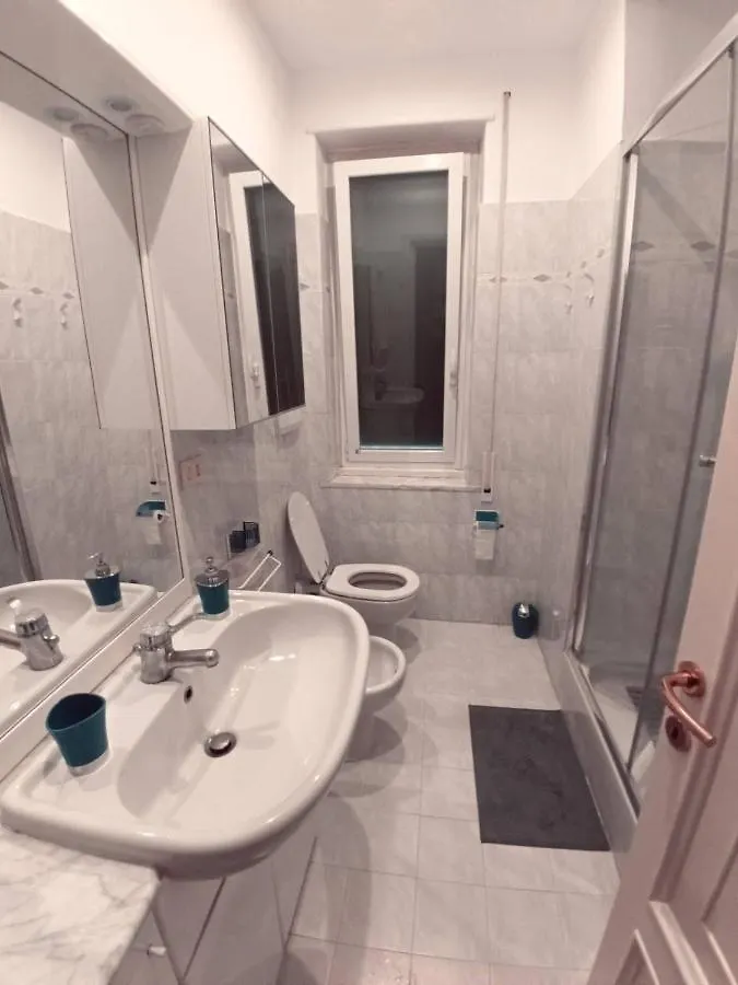 Porta Pila Brignole Apartment Genova Affittacamere