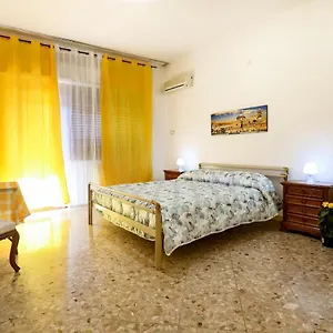 A Casa Di Fra' 2*, Palermo Italia
