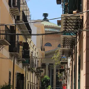 Amuni - , Palermo Italia